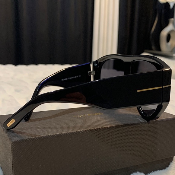 Tom Ford Black and Gold Sunglasses - Picture 2 of 12
